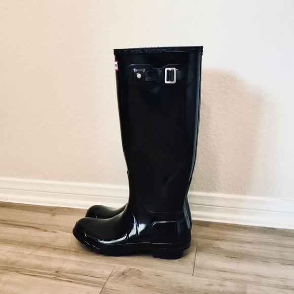 Hunter Classic Tall Gloss Black Rain Boots Size 8 - Picture 4 of 4